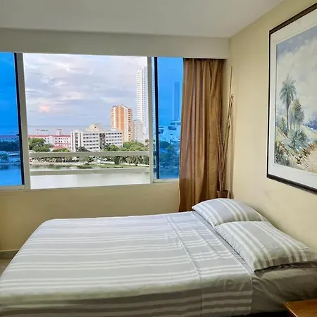 Apartamento 2 Alcobas Cartagena, El Laguito *